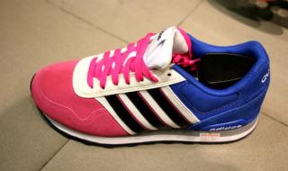 正品阿迪达斯折扣店 正品阿迪达斯折扣店