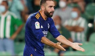 西甲积分榜:巴萨登顶